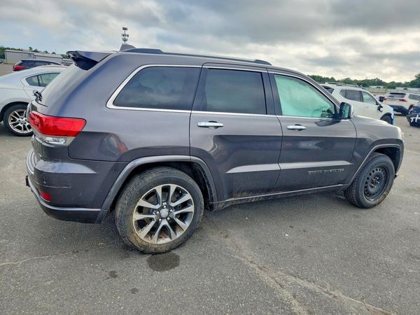 2017 JEEP GRAND CHEROKEE Overland