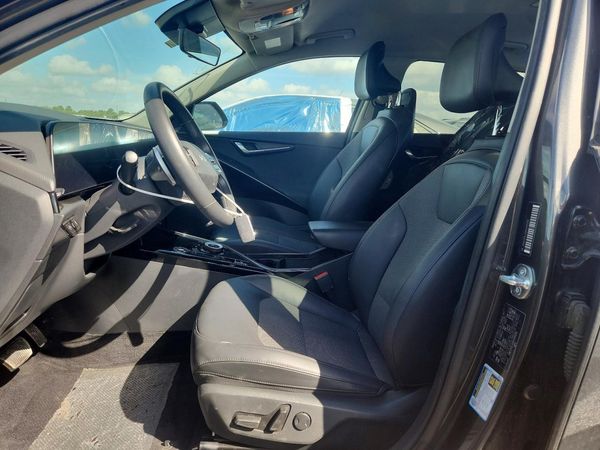 2024 KIA NIRO Wind