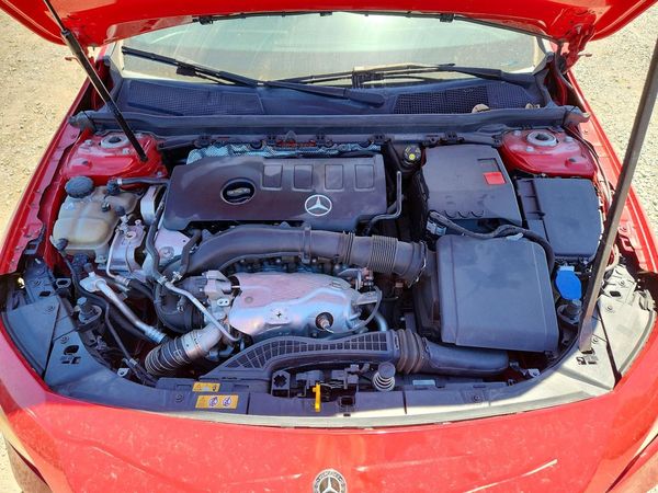 2019 MERCEDES-BENZ A A220