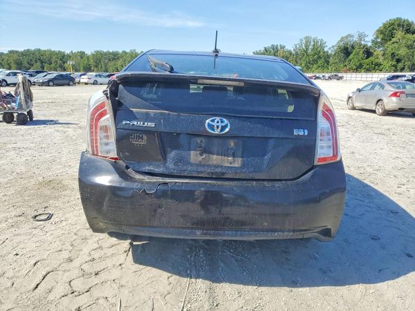2014 TOYOTA PRIUS