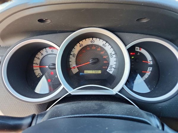 2015 TOYOTA TACOMA Delux Grade