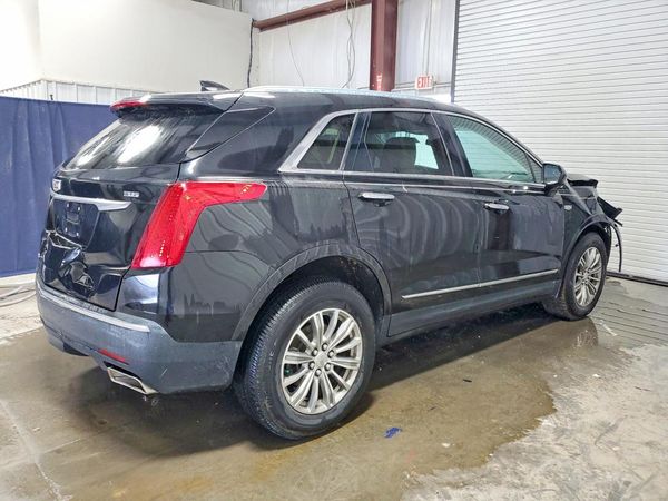 2017 CADILLAC XT5 Luxury — PSRA