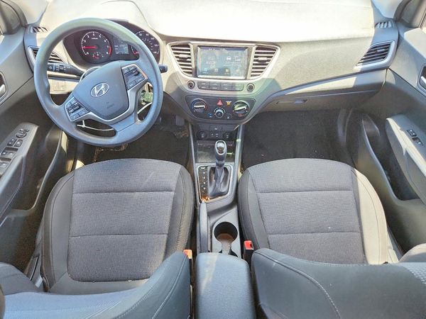 2019 HYUNDAI ACCENT SE and SEL