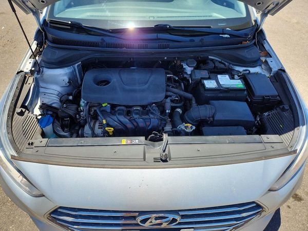 2019 HYUNDAI ACCENT SE and SEL