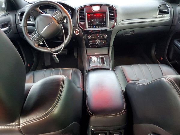 2015 CHRYSLER 300