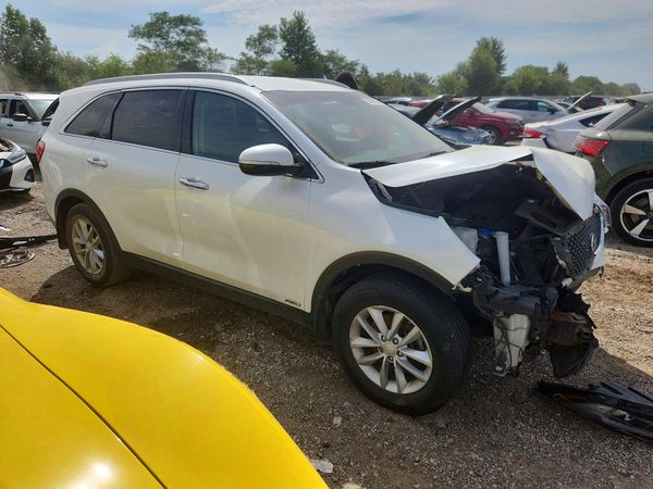 2018 KIA SORENTO