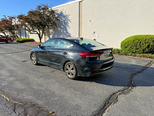 2018 HYUNDAI ELANTRA