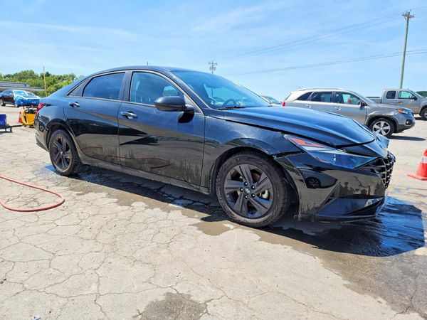 2021 HYUNDAI ELANTRA SEL w/ Convenience Pkg