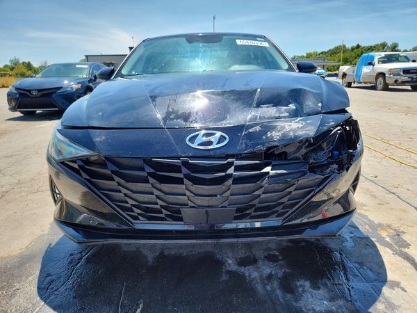 2021 HYUNDAI ELANTRA SEL w/ Convenience Pkg