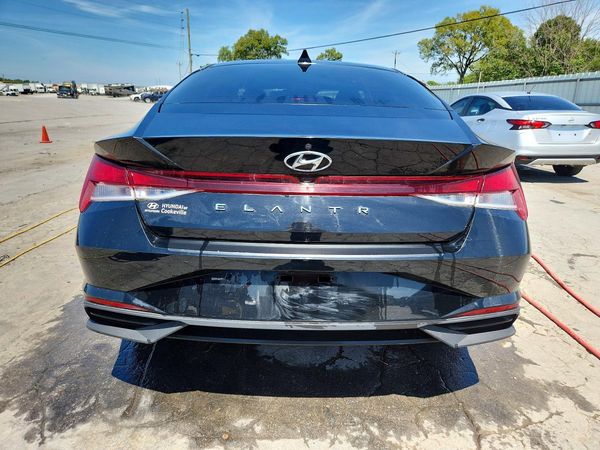 2021 HYUNDAI ELANTRA SEL w/ Convenience Pkg