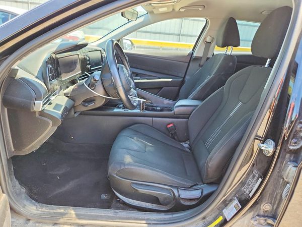2021 HYUNDAI ELANTRA SEL w/ Convenience Pkg