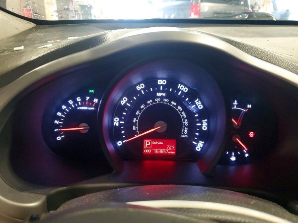 2015 KIA SPORTAGE GL - Middle-low