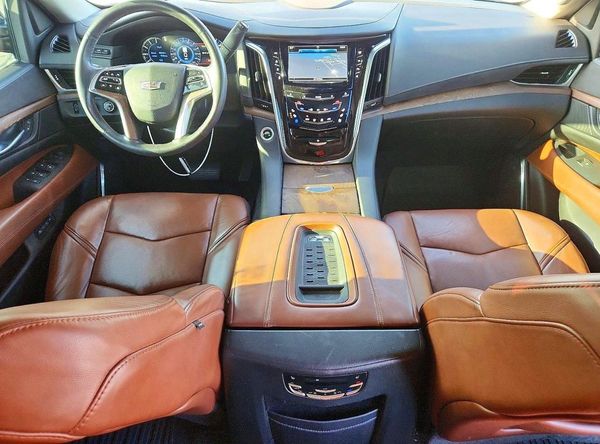 2017 CADILLAC ESCALADE Premium Luxury