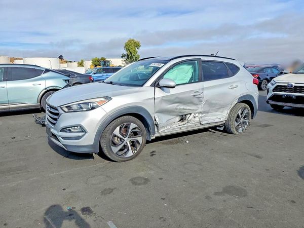 2017 HYUNDAI TUCSON