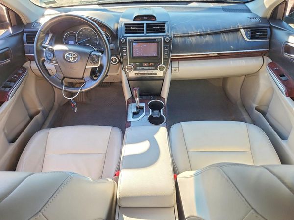 2014 TOYOTA CAMRY