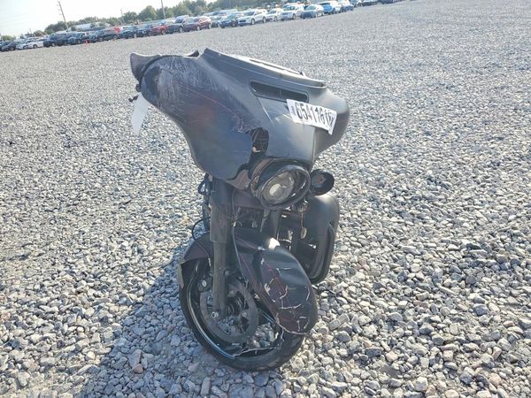 2015 HARLEY-DAVIDSON FLHXS