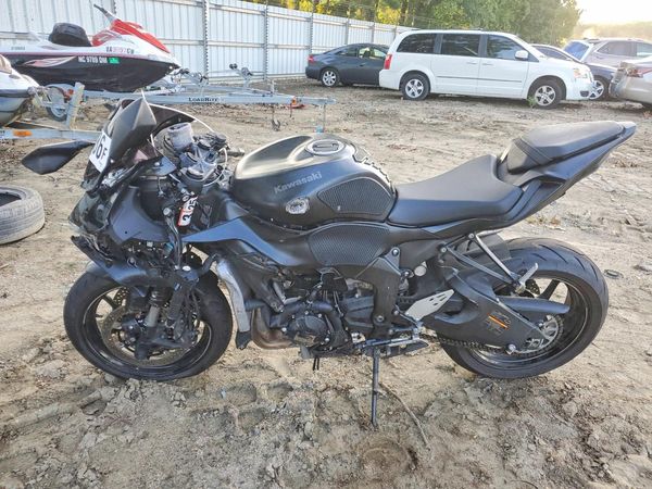2024 KAWASAKI ZX636