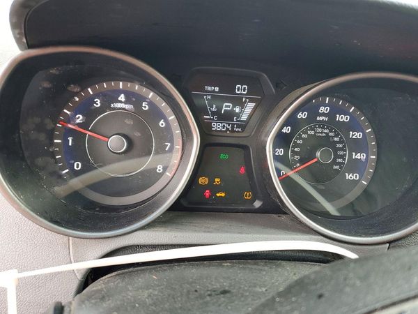 2015 HYUNDAI ELANTRA