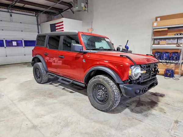 2023 FORD BRONCO
