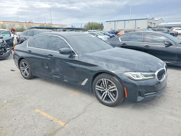 2022 BMW 530