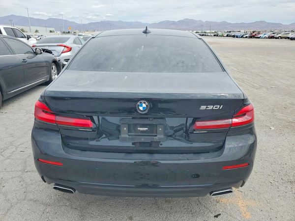 2022 BMW 530