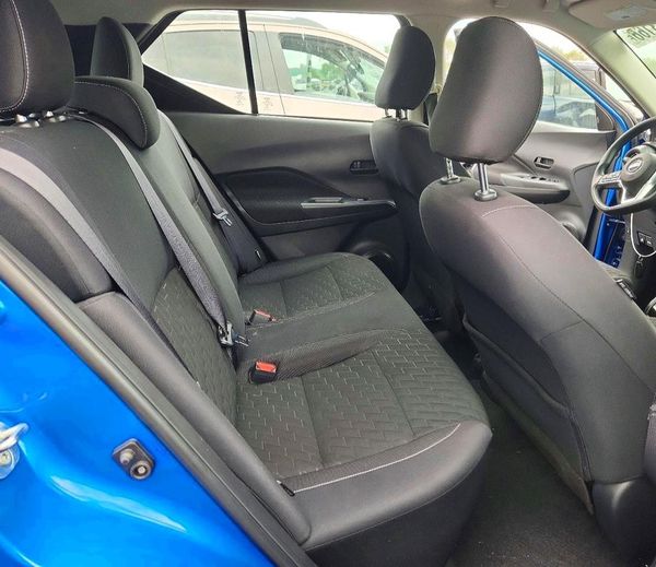 2021 NISSAN KICKS S