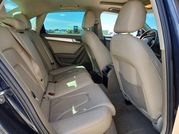 2012 AUDI A4 quattro Premium