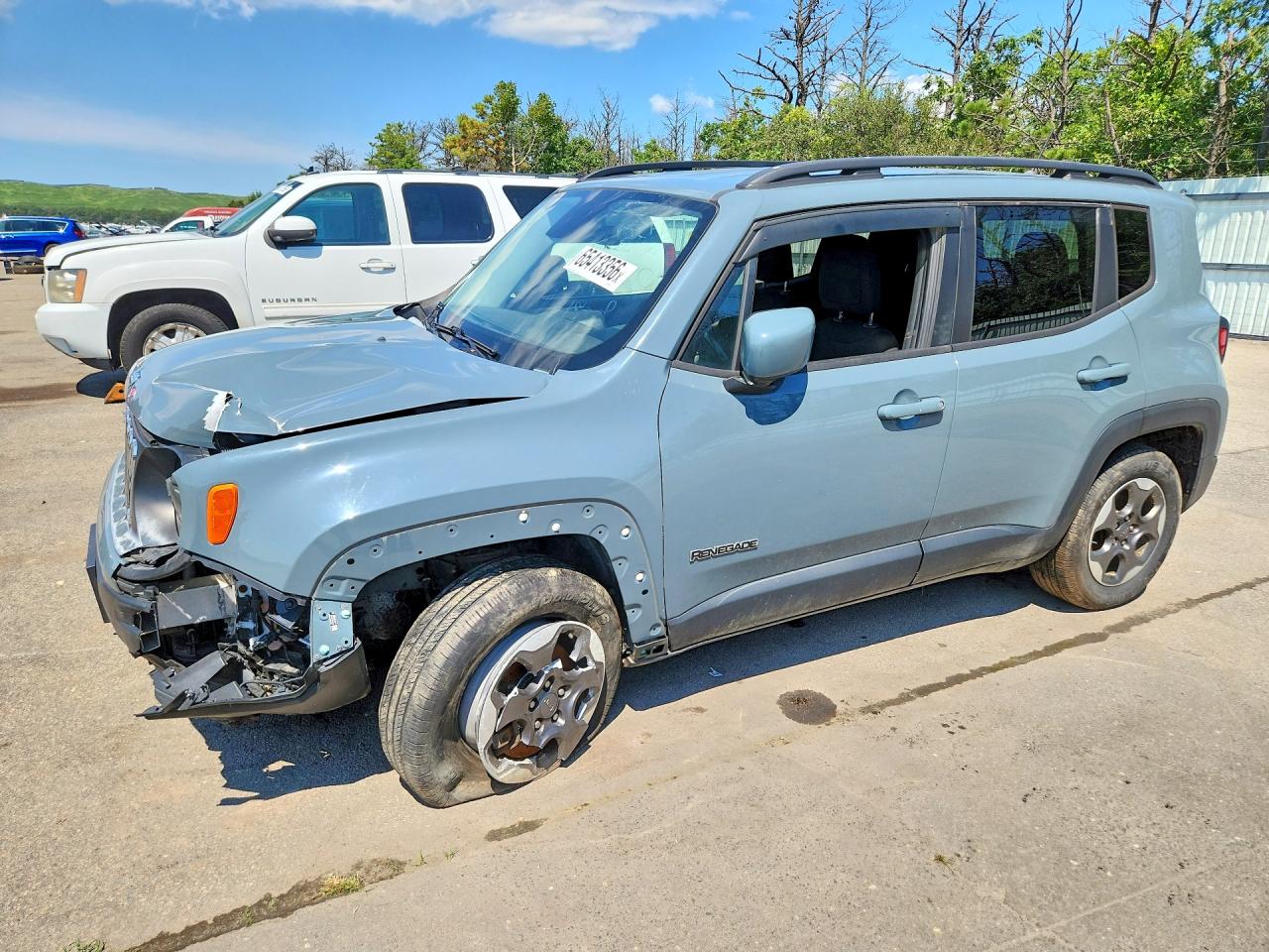 2017 JEEP RENEGADE — Front 3/4