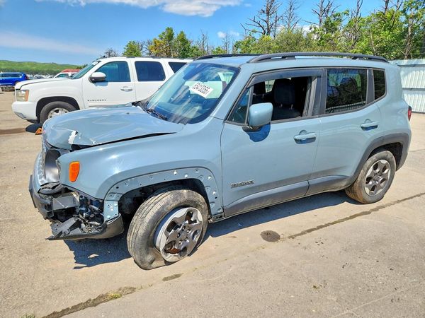 2017 JEEP RENEGADE — Front 3/4