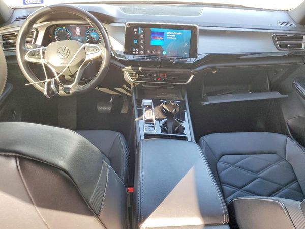 2024 VOLKSWAGEN ATLAS CROSS SPORT