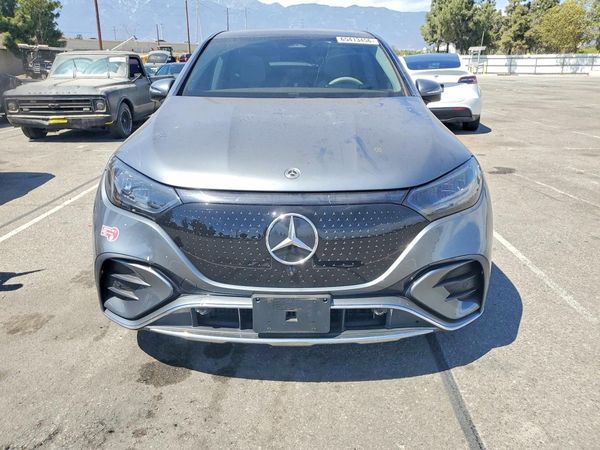 2023 MERCEDES-BENZ EQE SUV