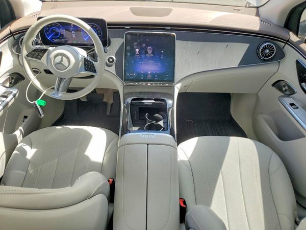 2023 MERCEDES-BENZ EQE SUV