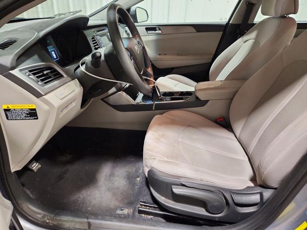 2015 HYUNDAI SONATA SE, ECO — DENT