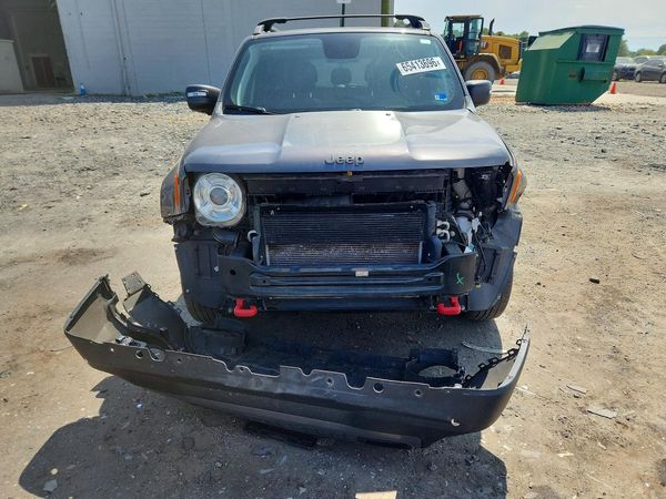 2018 JEEP RENEGADE Trailhawk