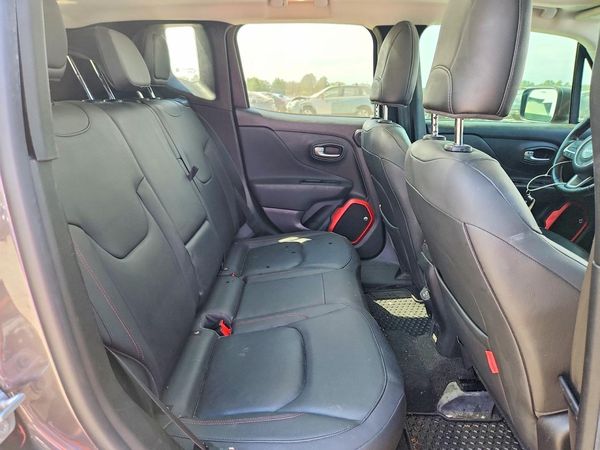 2018 JEEP RENEGADE Trailhawk