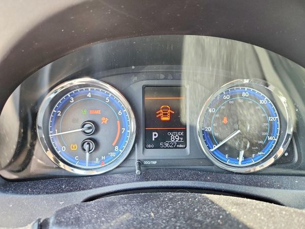 2019 TOYOTA COROLLA