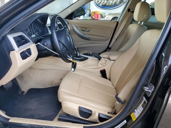 2016 BMW 320