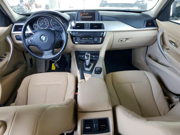 2016 BMW 320