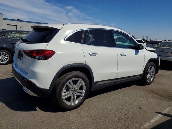 2022 MERCEDES-BENZ GLA GLA250