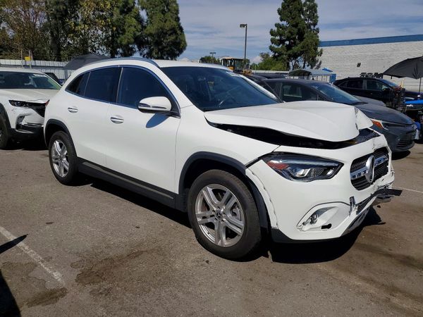 2022 MERCEDES-BENZ GLA GLA250