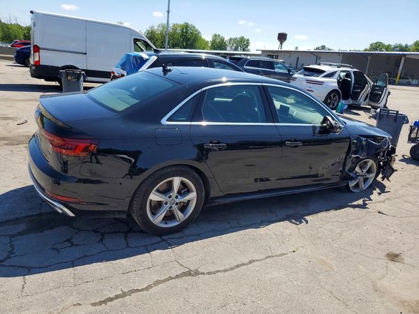 2019 AUDI A4 quattro Premium