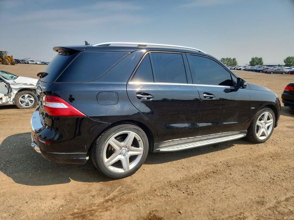 2012 MERCEDES-BENZ ML ML550 4-MATIC