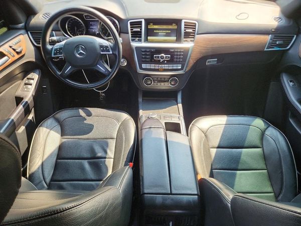 2012 MERCEDES-BENZ ML ML550 4-MATIC