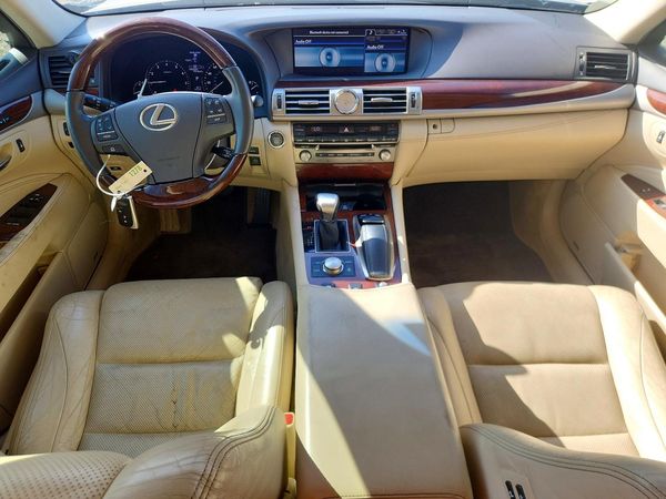 2014 LEXUS LS