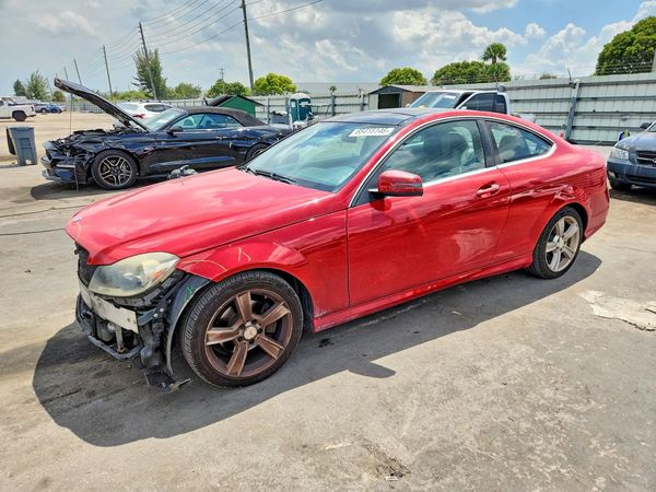 2013 MERCEDES-BENZ C C250