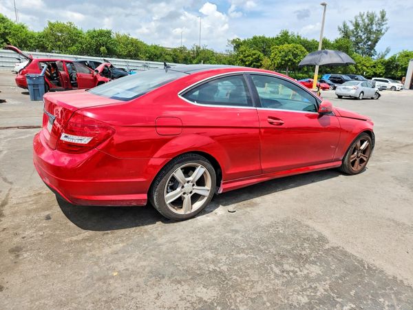 2013 MERCEDES-BENZ C C250