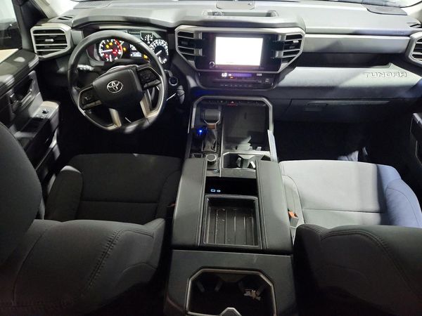 2024 TOYOTA TUNDRA