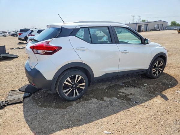 2019 NISSAN KICKS