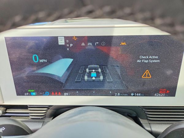 2023 HYUNDAI IONIQ Limited — ODOM