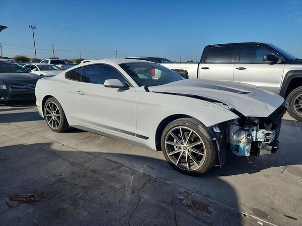 2022 FORD MUSTANG